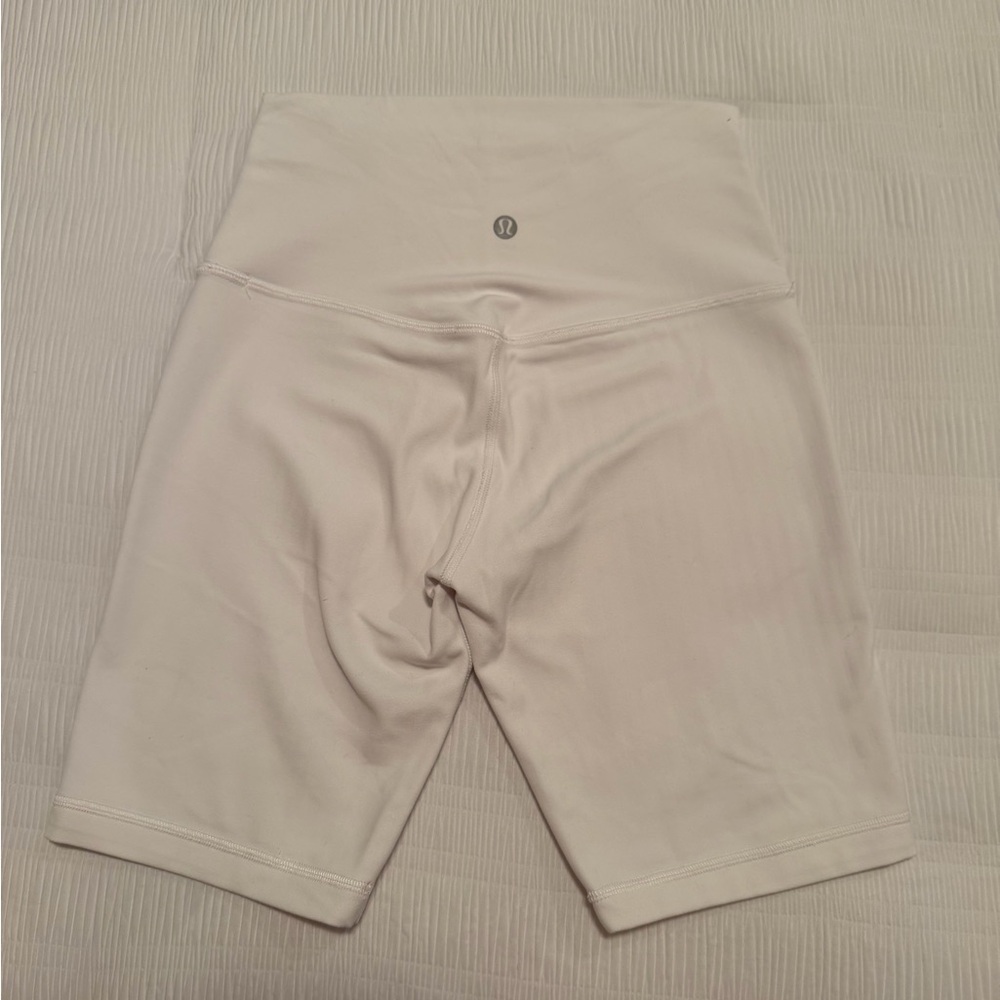 Lululemon Women's White Shorts